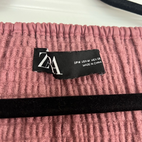 Zara Faux Leather Mauve Pink Quilted Scrunch Long Sleeve Crop Top Size Medium - Picture 4 of 6